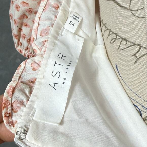 ASTR The Label Ruched Mini Dress XS Floral - Picture 6 of 14